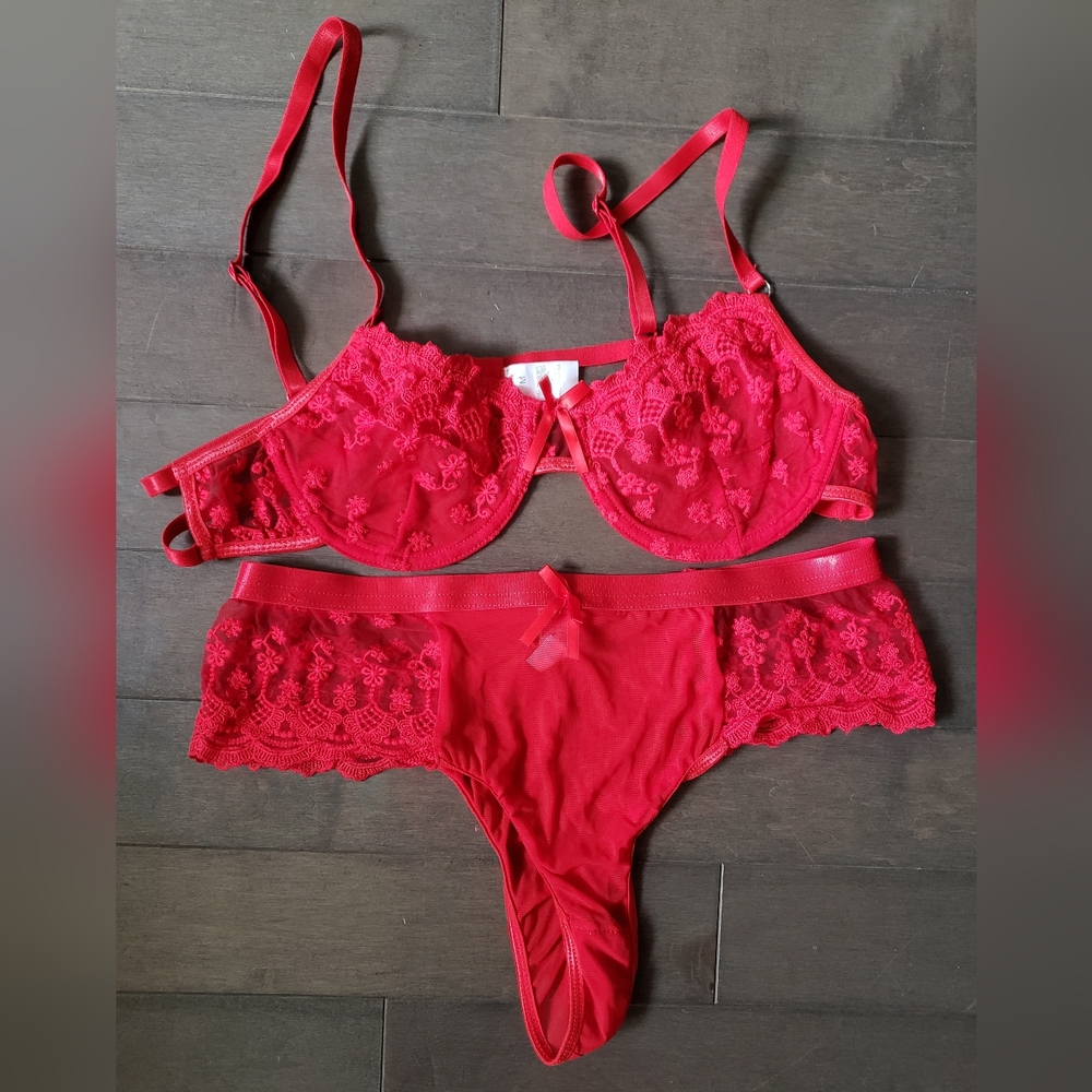 Red lace 2 Piece intimate set